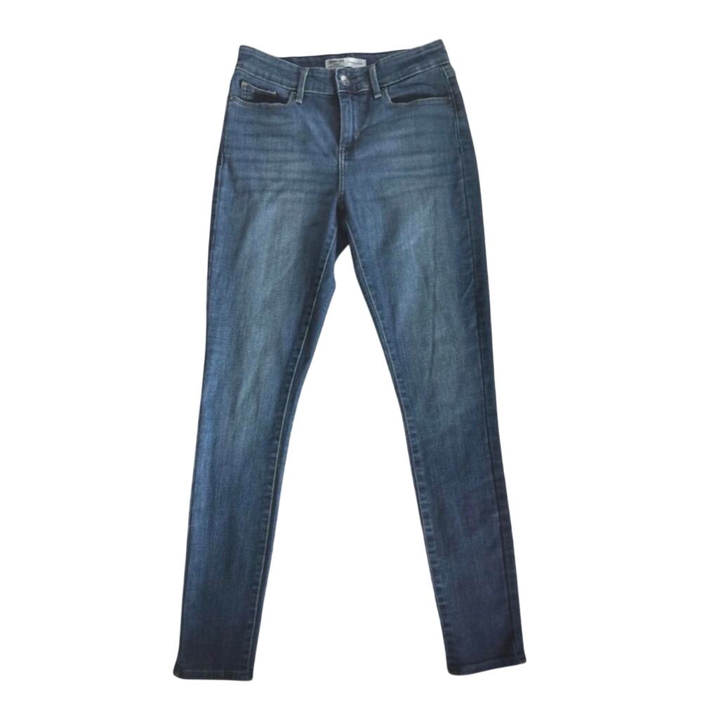 Levis signature straight leg Denim Jeans Size W26
